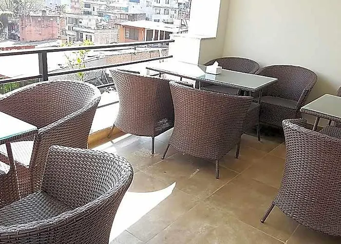 Hotel Bihani 2*